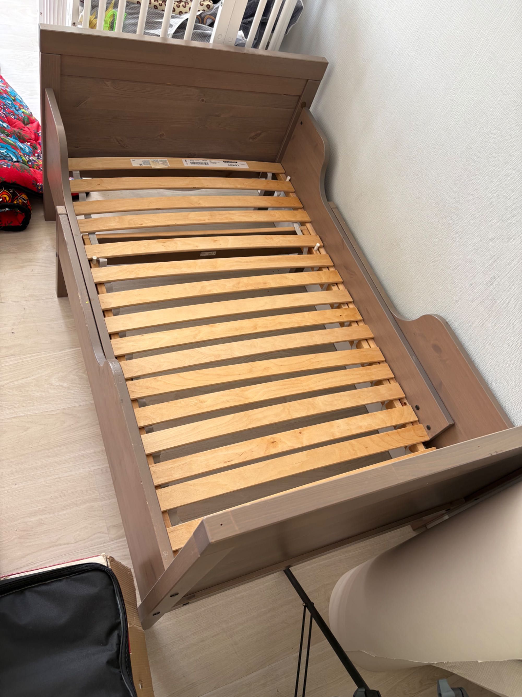 Кроватка от ikea модель sundvik + матрас + шкаф