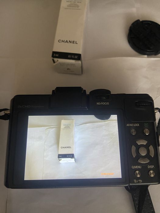 Panasonic Lumix DMC-LX7, impecabila, stare ca noua, folosita f. puțin