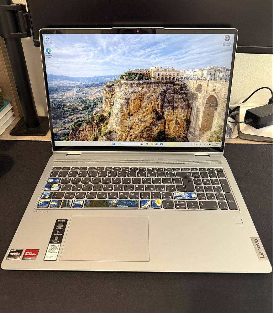 Лаптоп:Lenovo IdeaPad Flex 5 16ALC7 – Ryzen 5 + писалка – 700 лв.
