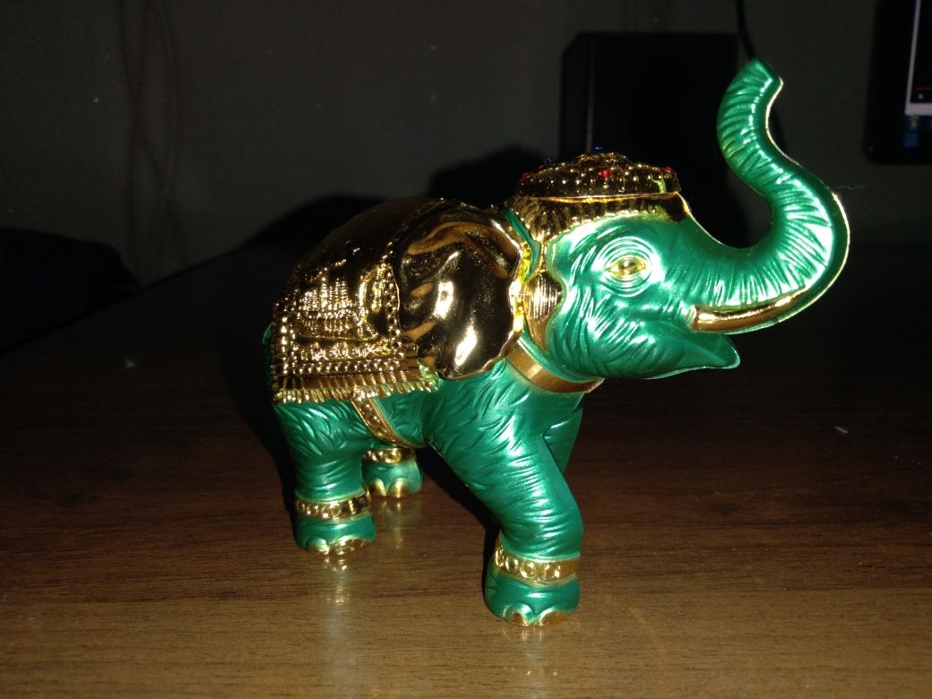 Сувенир слон из Таиланда