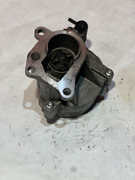 Pompa vacuum Renault 1.9 dci megane 2 cod d163451323