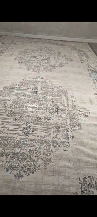 Ковер Турецкий  в отличном состоянии
