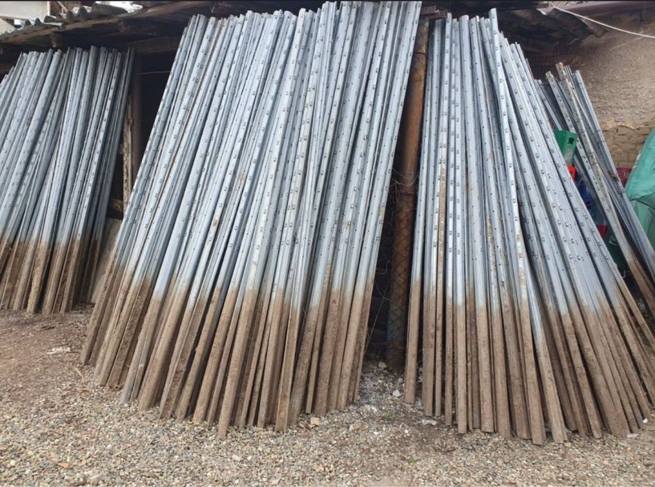 spaleri zincati pentru gard stalpi galvanizati