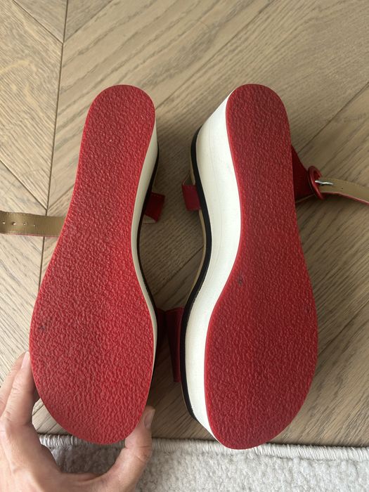 Sandale Eureka piele rosie, marimea 35, ca noi