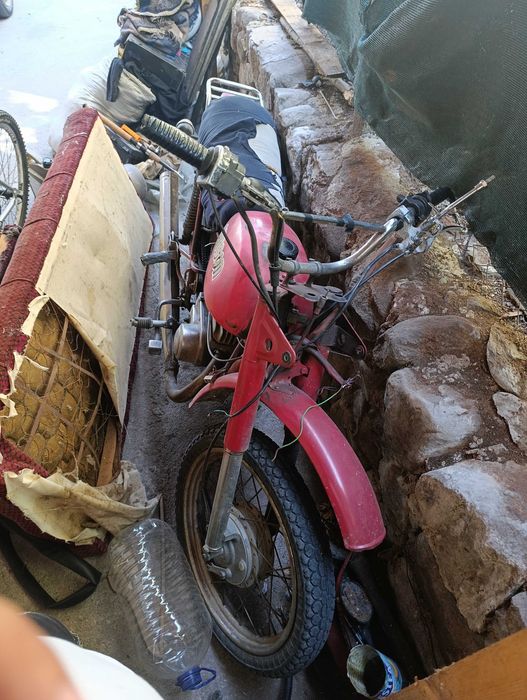 Продавам Honda bali 50cc и Минск 125cc