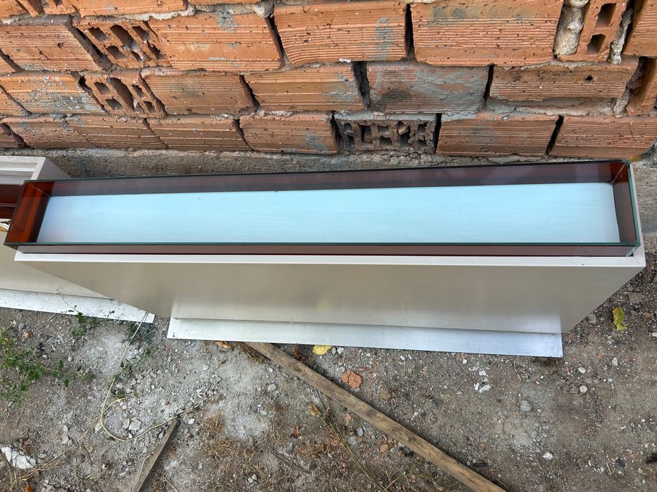 Светещи разделители между сепарета