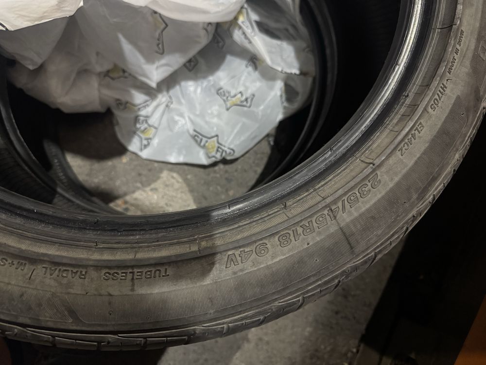Шины 235/45/18 летние