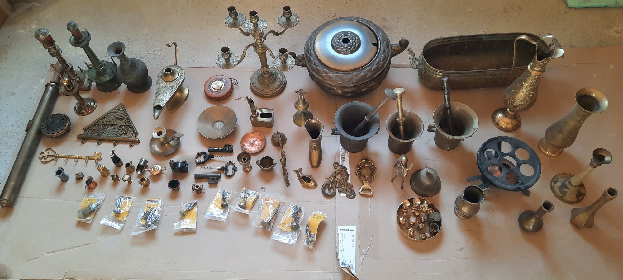 Obiecte vechi din bronz si cupru masiv de colectie