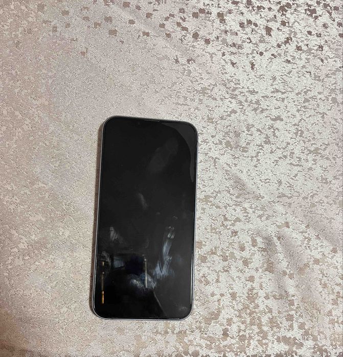 Iphone 14 plus- като нов. Перфектен запазен вид