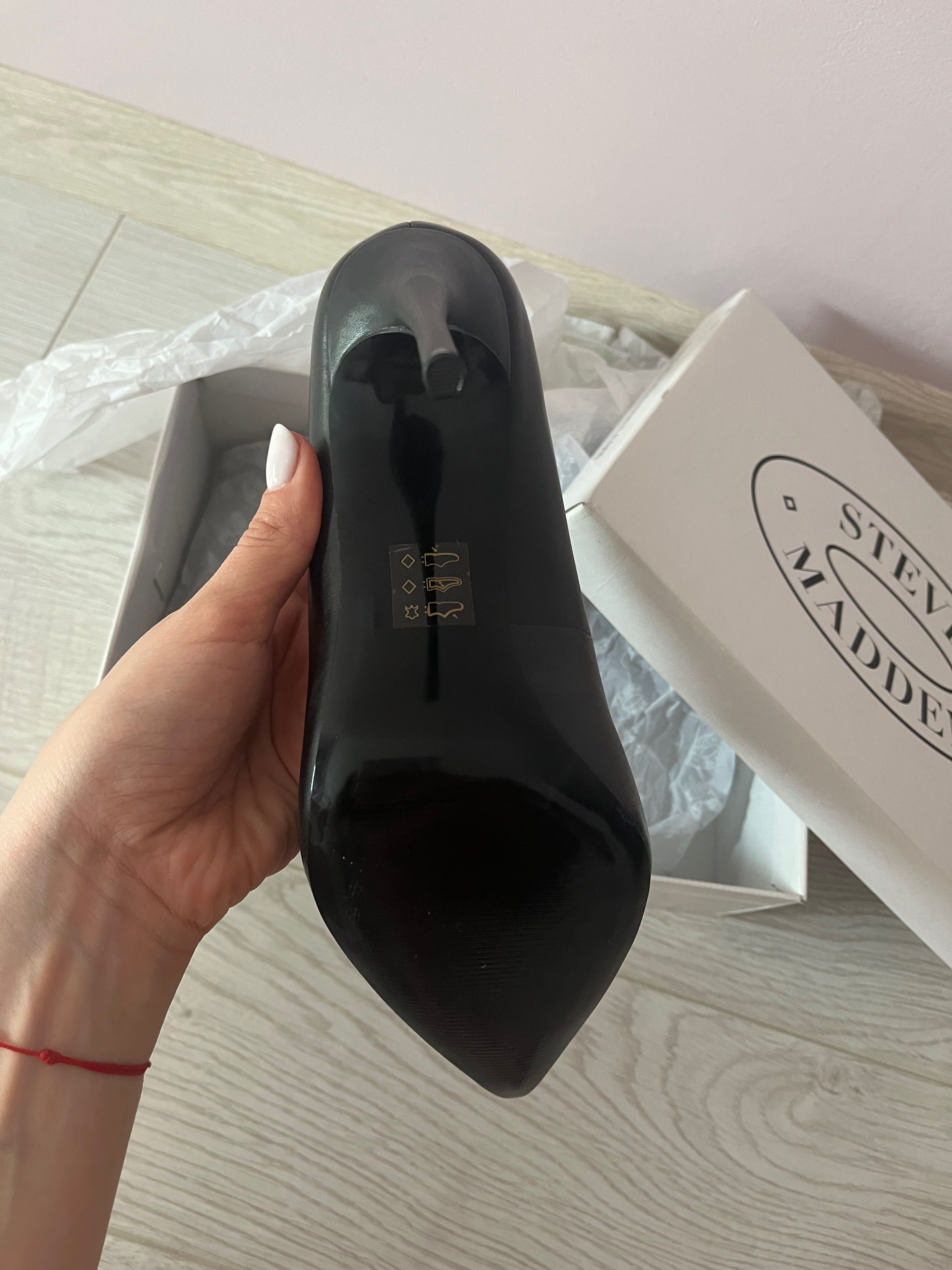 Обувки Естествена Кожа Steve Madden, чисто нови, 40н