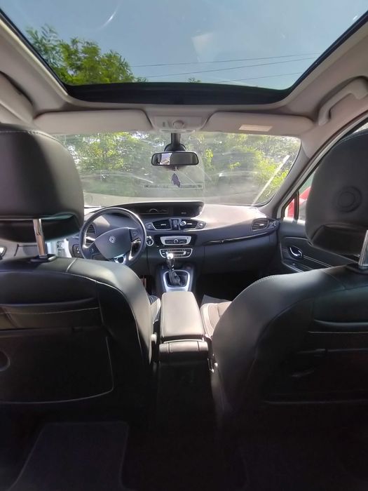 Schimb sau vând Renaul Grand scenic 3 2014  1.6 dci 130 cp pachet bose