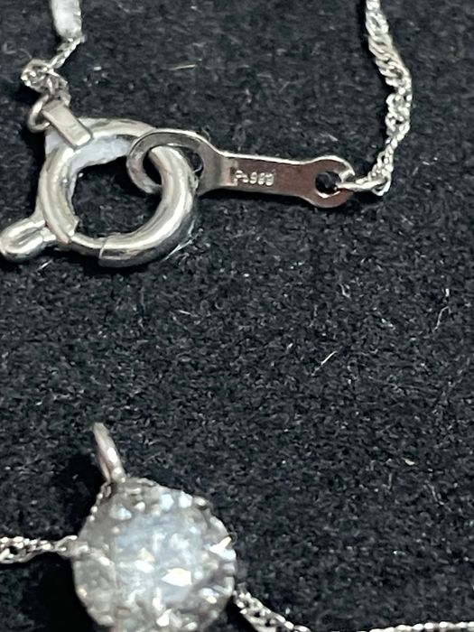 Set lanț  cu cercei din platina  si diamante naturale