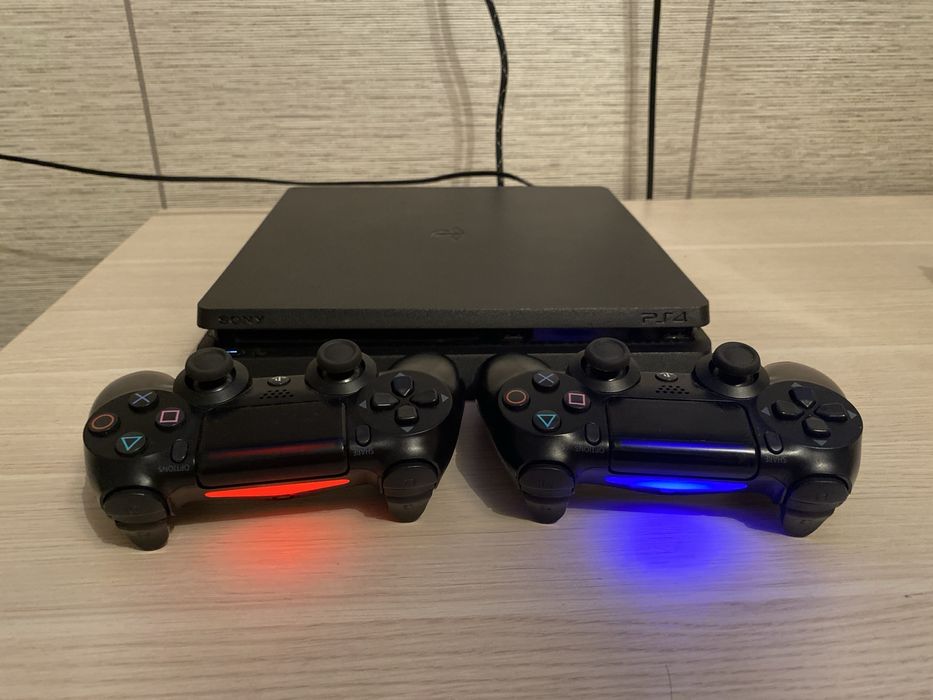 Продам Sony PlayStation 4 Slim
