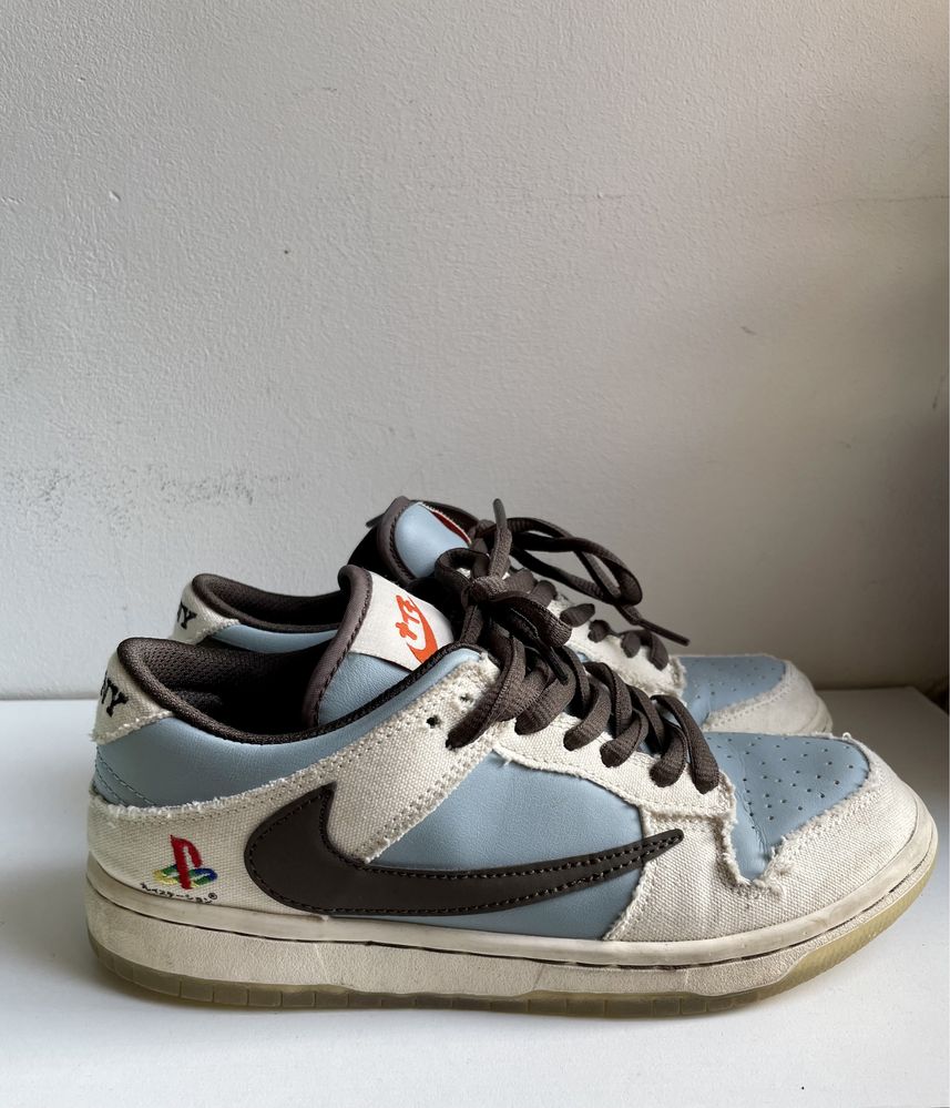 Nike SB Playstation