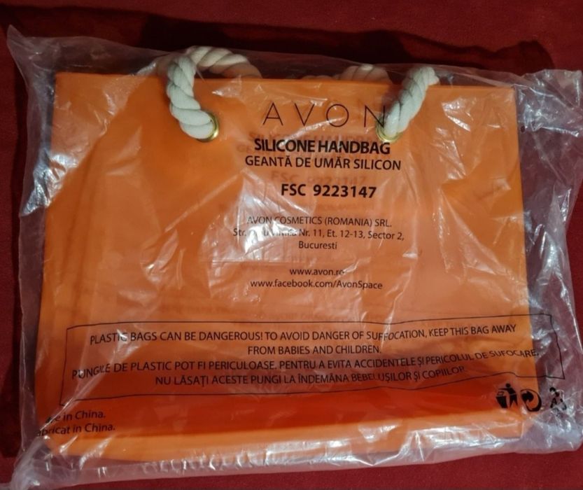 Vând genți dama, laptop,plaja