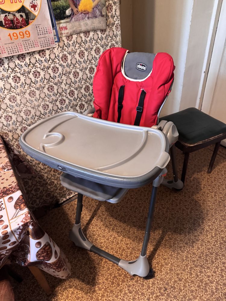 Стульчик для кормления Chicco New Polly от 5 месяцев до 3 лет