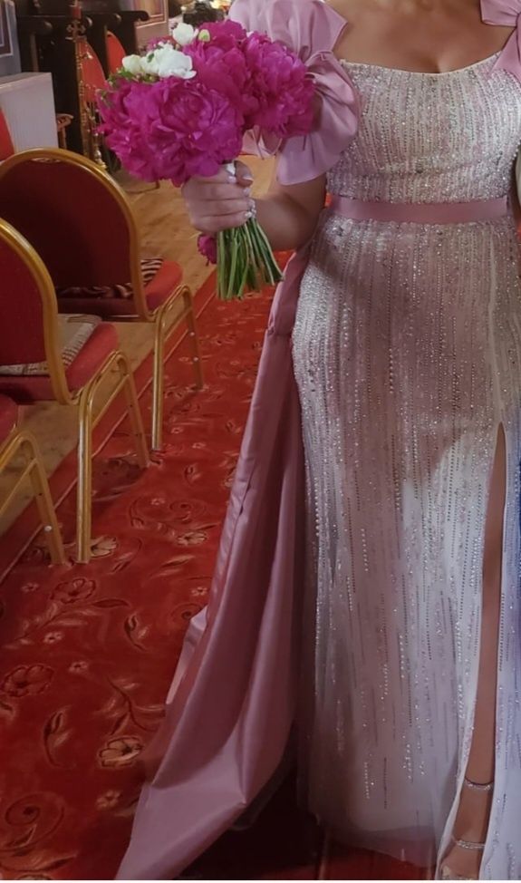 Rochie nașă deosebită