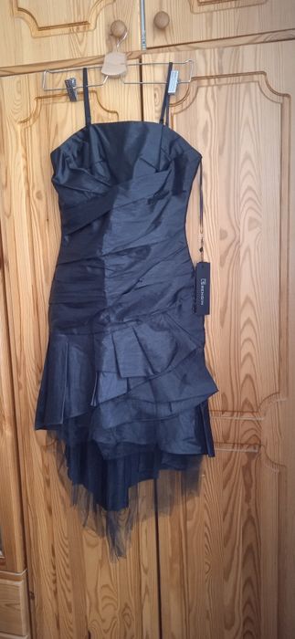 Платье стильное 44 размера