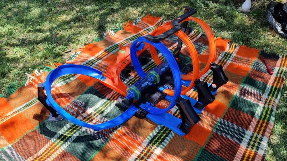 Hot wheels писта