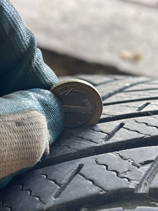 Goodyear vector 4 seasons 205/55/16