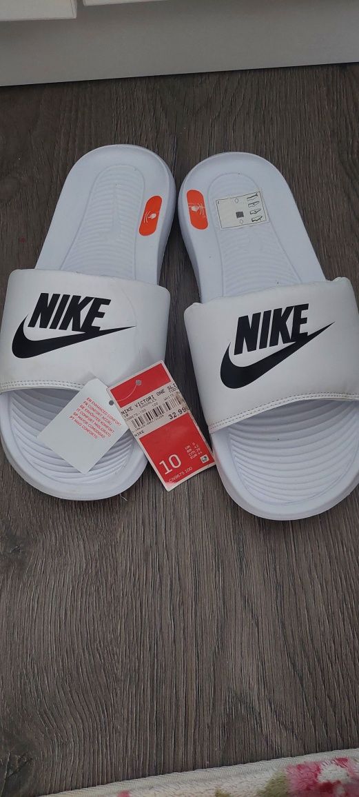 Чехли Nike 43 номер