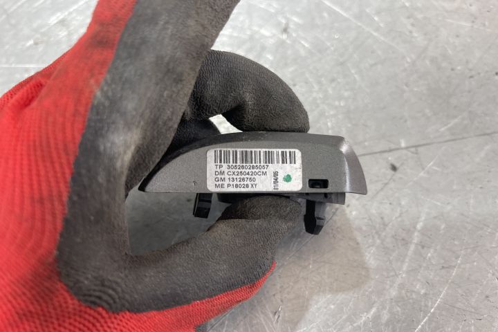 Butoane comenzi volan 13126750 Opel Astra H