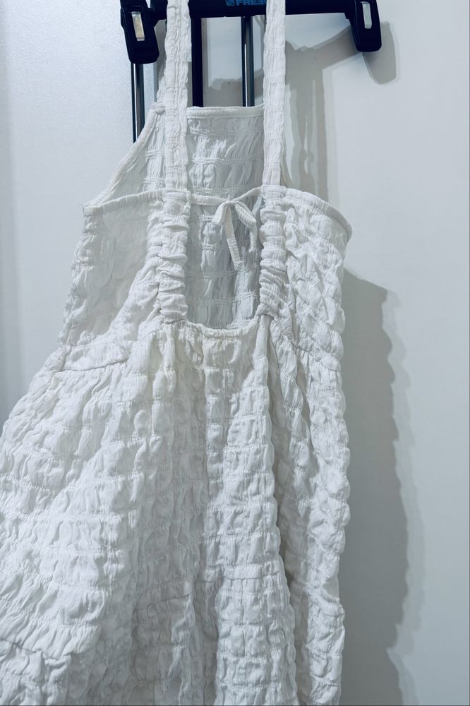 Лятна бяла рокличка на ZARA kids ръст 146-152