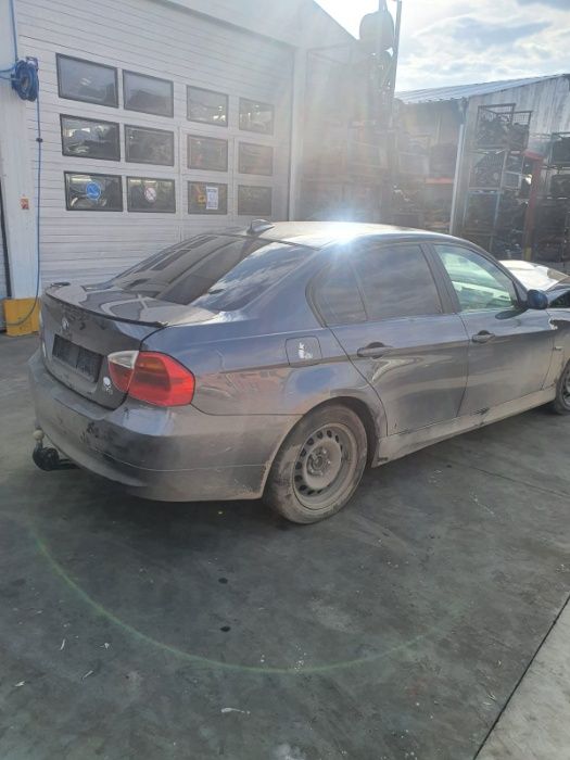 Bmw e90/. 318diesel.. cod motor n47d20a 143 cp.. .Dezmembrez/Dezmembra