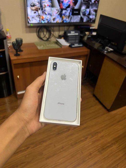 iPhone x  karobka bor