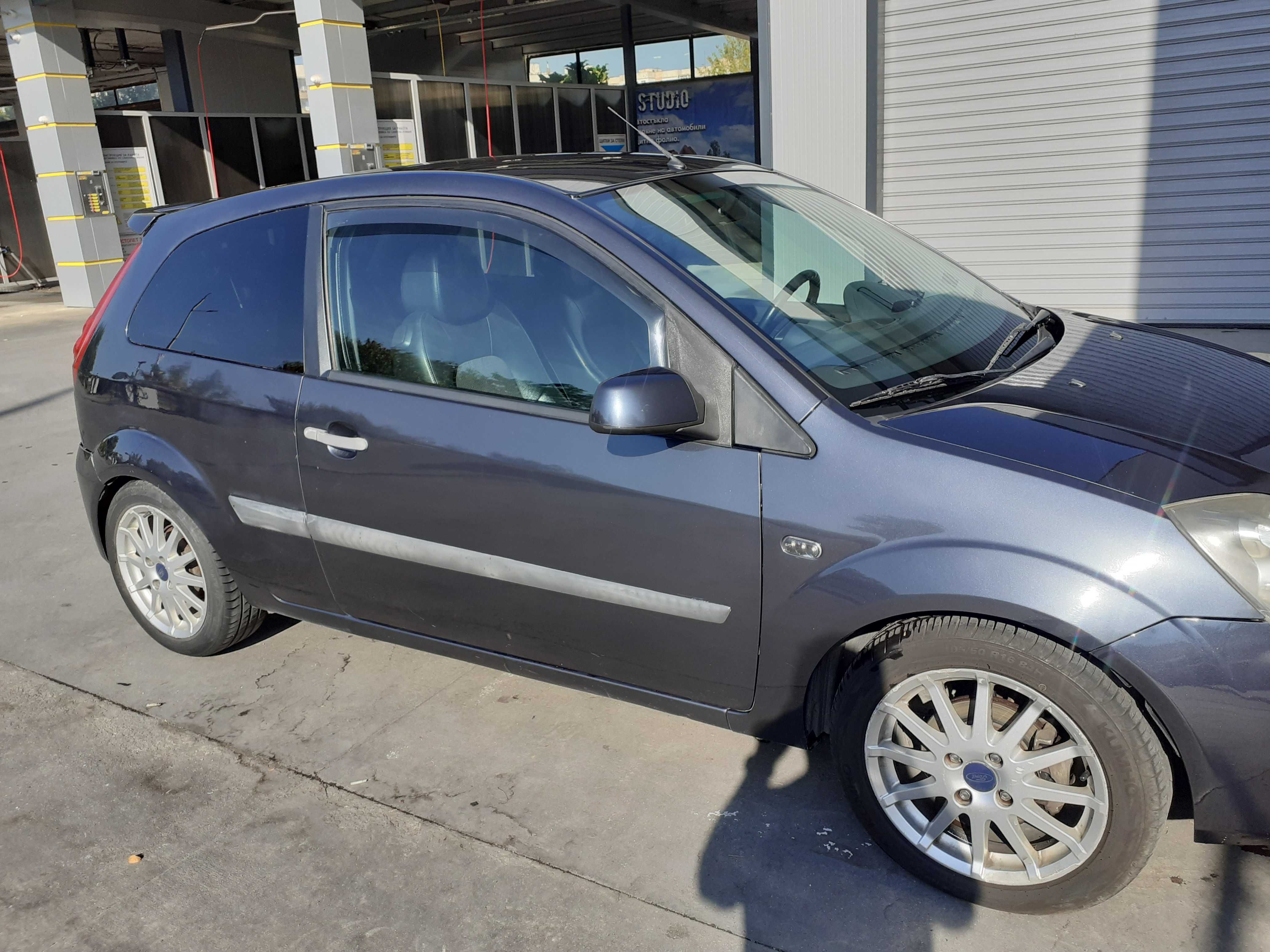 Продавам Ford Fiesta
