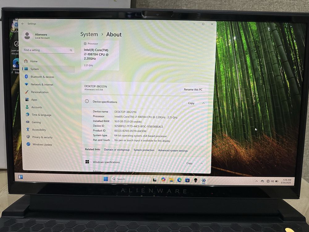 * Dell ALIENWARE M15 мощный игровой ноутбук из США почти новый