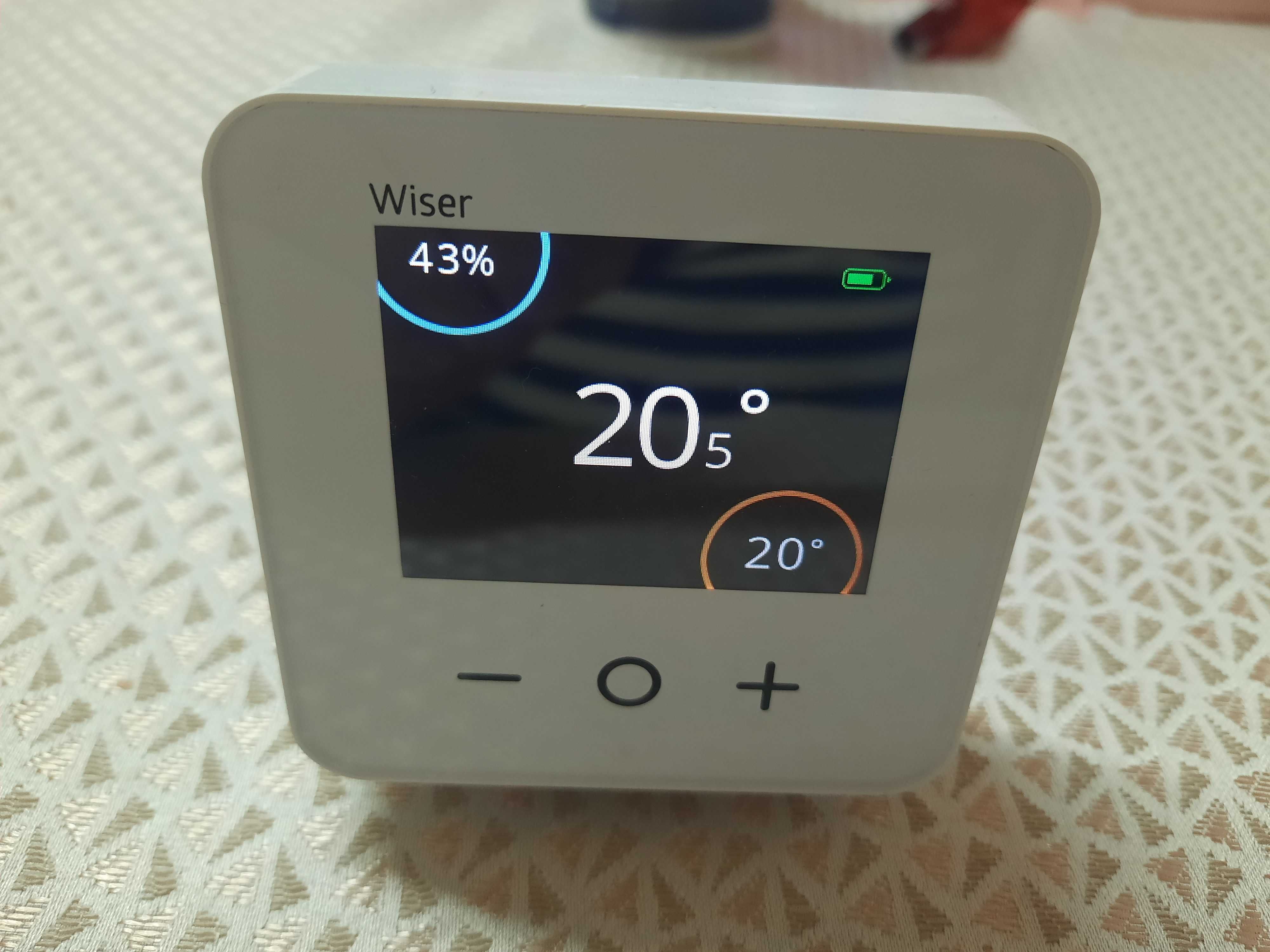 Kit termostat Smart WiFi Schneider Wiser + 2 relee Zigbee