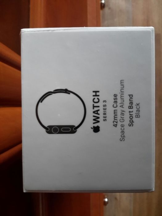 Новые нераспечатанные Apple Watch Series 3, 42 mm, Space Gray