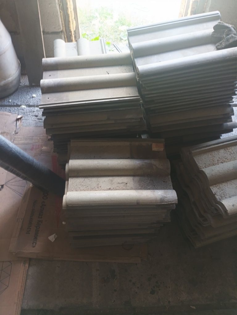 Продам черепицу б/у