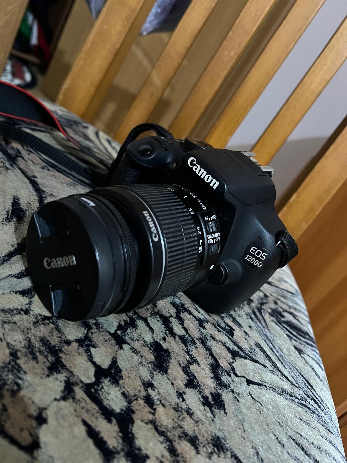 Canon DSLR 1200D + Blitz + Geantă