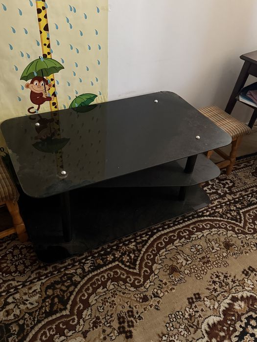 Măsuță sticlă neagră