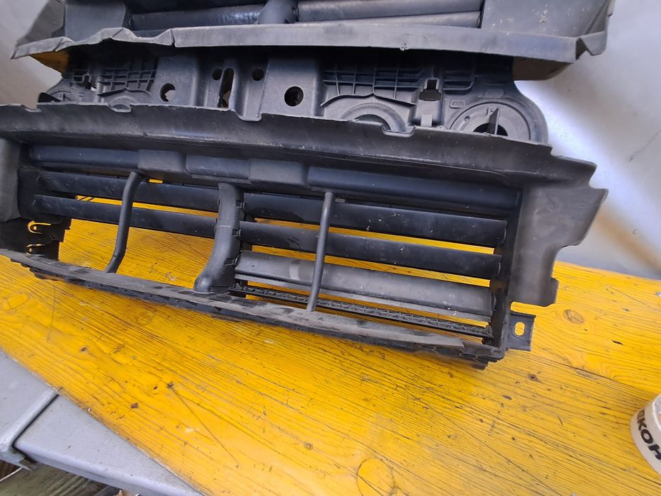 Преден панел очиларка форд куга мк2 Ford Kuga  MK2