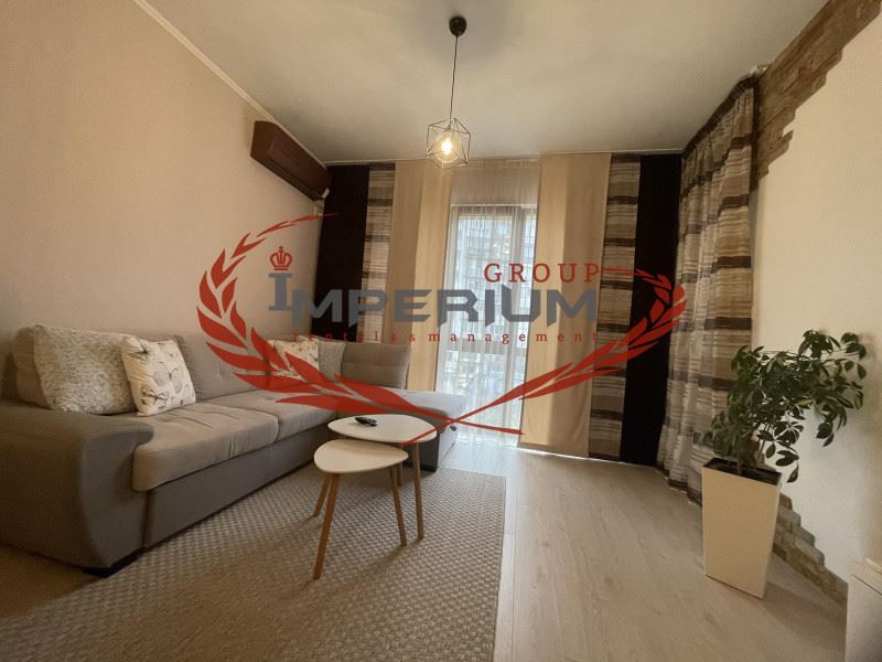 Дава се под наем Двустаен апартамент в Варна, Възраждане 3 - 70 кв.м за 382.5 € - Снимка #3