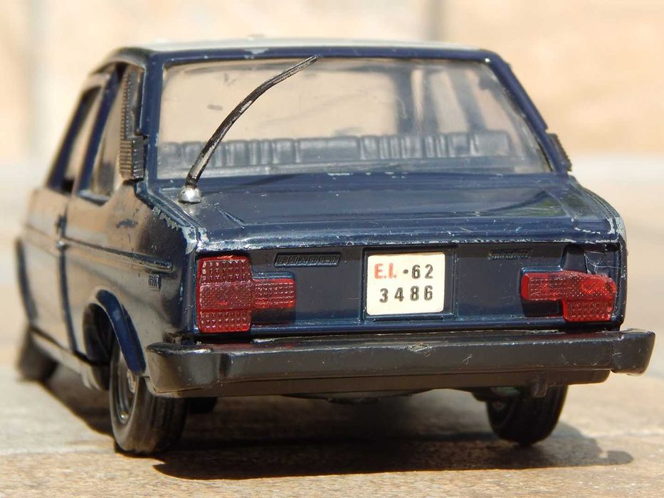 Macheta carabinieri FIAT 131 Mirafiori Polistil 1:25 Italia uzata