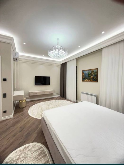 Аренда ЖК Акай Сити! новая 3-х комнатная квартира!