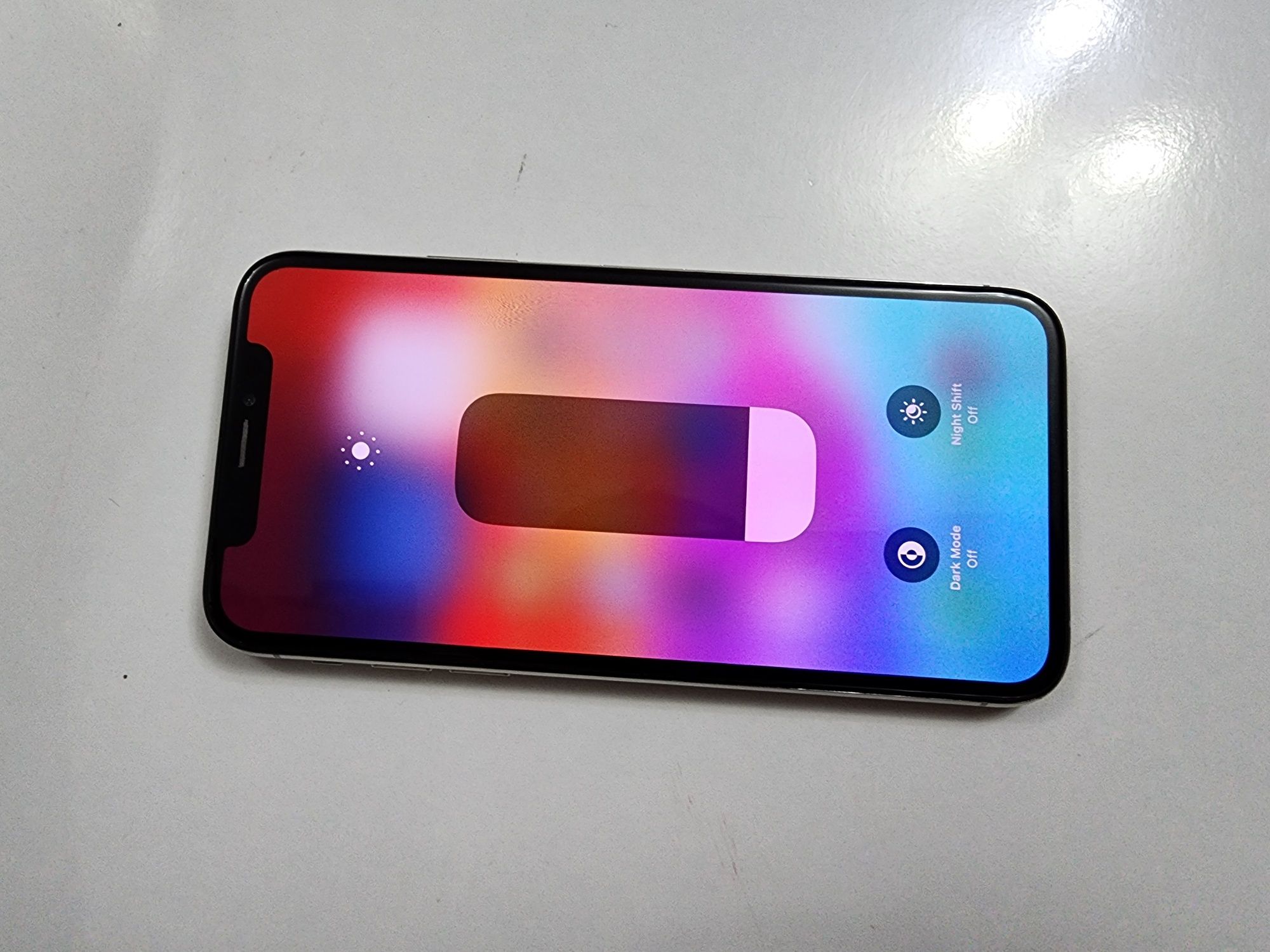 Iphone X White 64Gb Face ishlamidi ekran alishgan