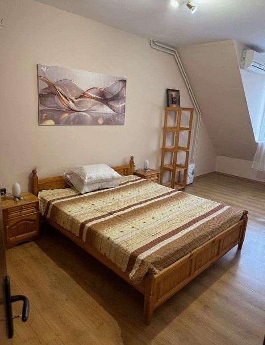 Тристаен апартамент под наем в ж.к. Стрелбище, 2212484