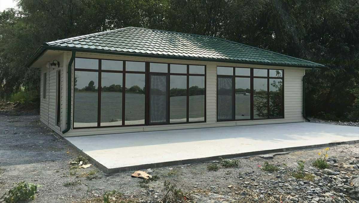 Casa modulara din structura metalica si panou sandwich de vanzare