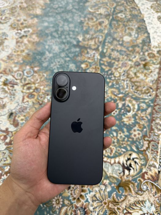 Iphone 16 256Gb 100% акб состояние идеальное в ремонте не был коробка