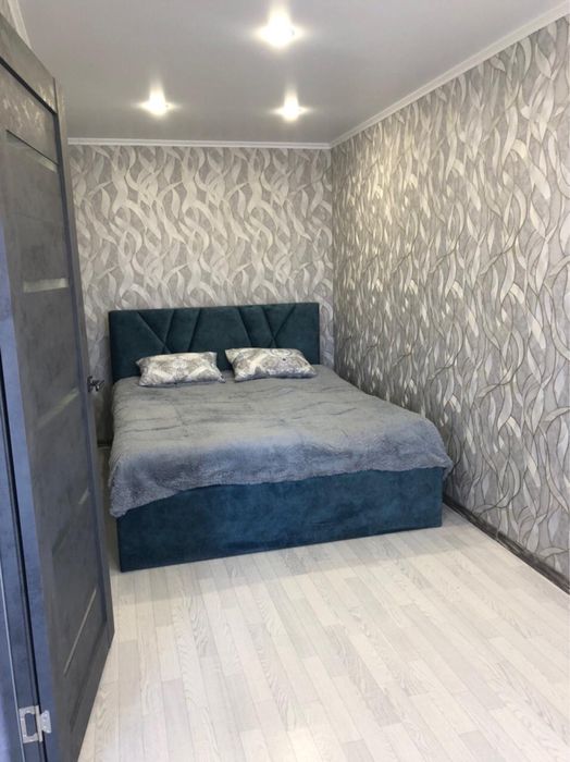 Квартира люкс с кондиционером и бойлером  8000тг