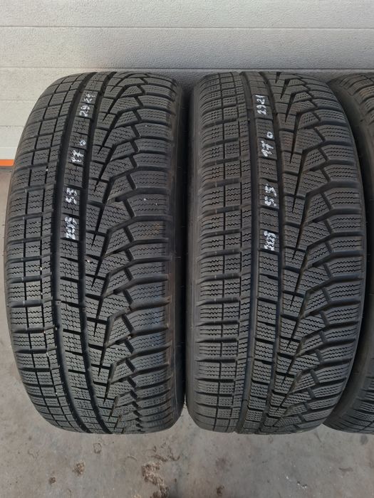 Зимни гуми 4 броя HANKOOK WinterIcept Evo2 205 55 R17 дот 2921