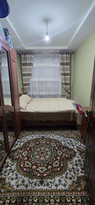 2-х комнатная квартира с гаражом около госпитального рынка