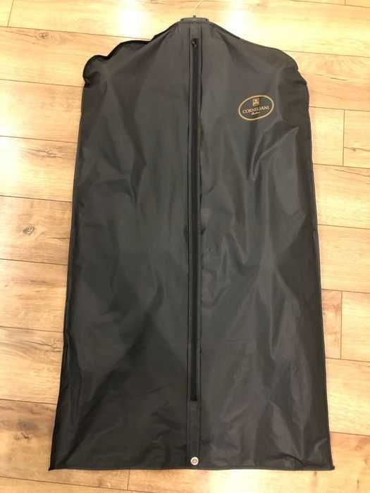 Мужской костюм Corneliani, Ermenegildo Zegna, Boss