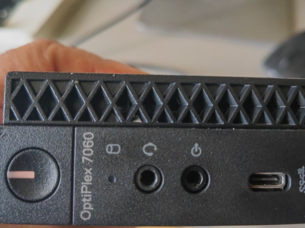 Mini PC Dell Optiplex 7060 Micro, Intel i5-8500T (6-ядрен), 16GB-DDR4