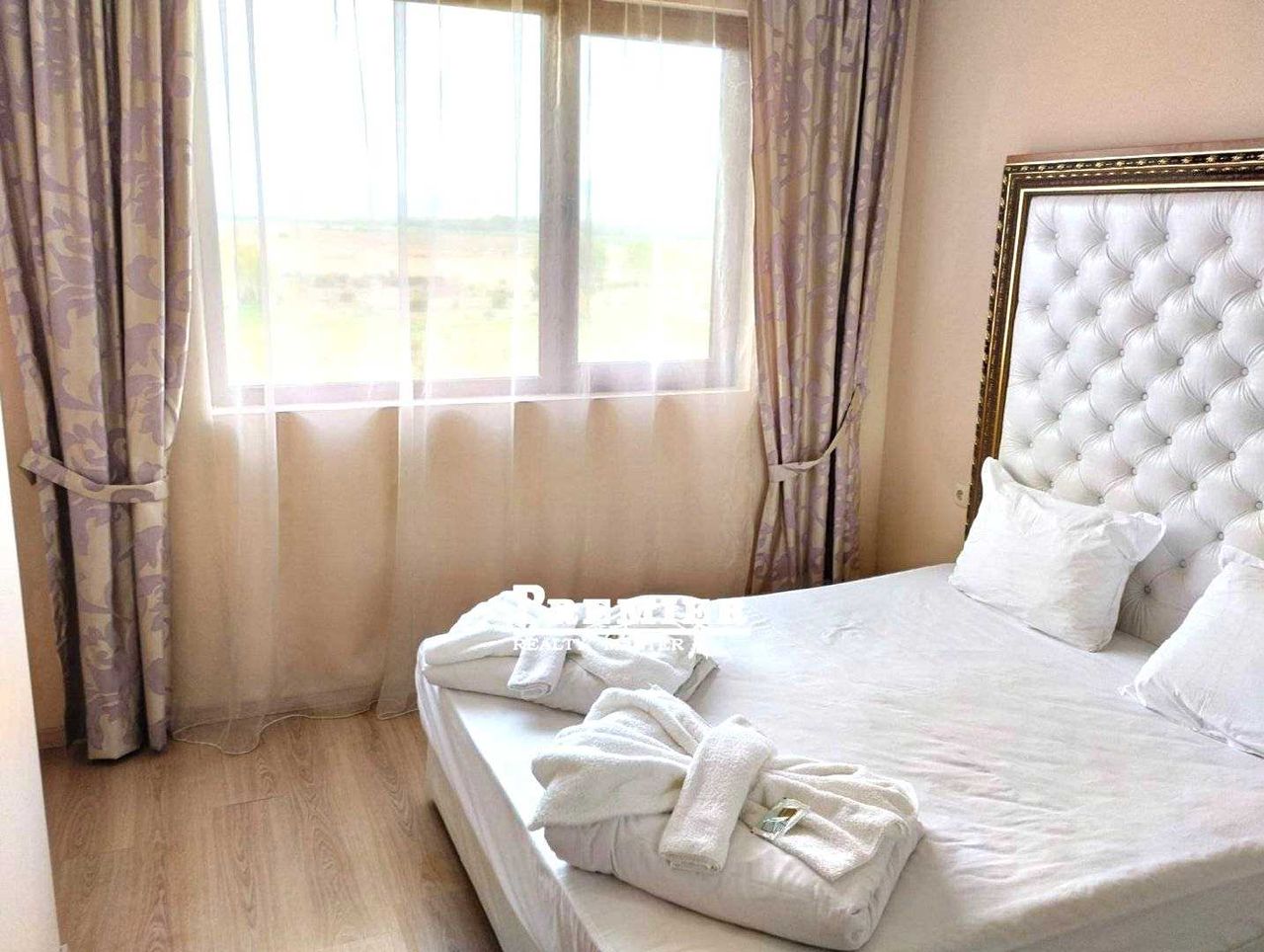 Продава се Двустаен апартамент в к.к. Слънчев бряг - 59 кв.м за 1111 €/кв.м - Снимка #6